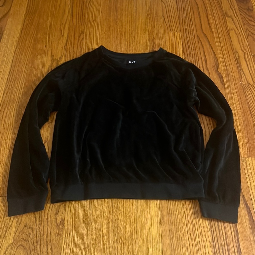 Gap Woman’s Black Soft Sweatshirt Size XS